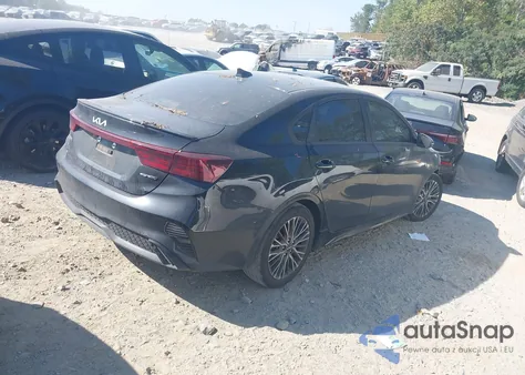 2023 Kia Forte Gt-Line z USA, uszkodzony, nr VIN 3KPF54AD5PE544466